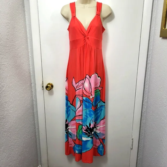 Neiman Marcus | Dresses | Neiman Marcus Coral Floral Maxi Dress Small |  Poshmark